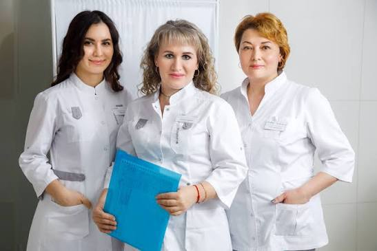 Команда медицинских консультантов